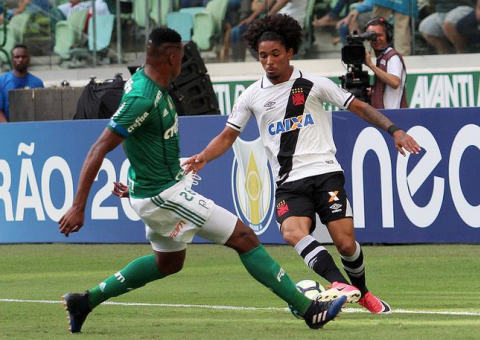 Vasco é goleado pelo Palmeiras no retorno à Série A