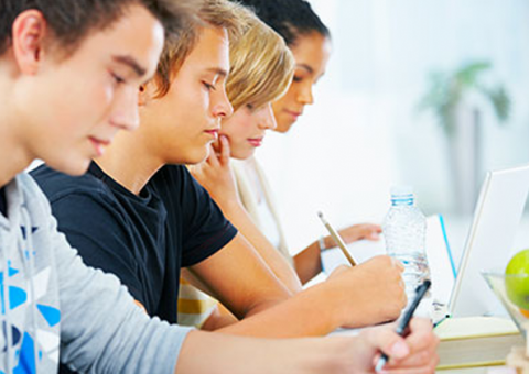 Senai oferece mais de 340 vagas para aprendizes no Polo Industrial de Manaus