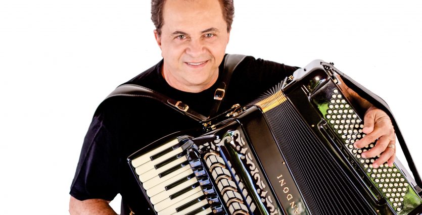 Bandas fazem show no Moai com canções de Flávio José