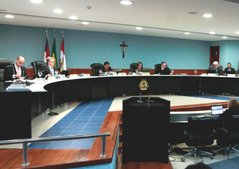 Ex-presidente da Câmara de Barcelos é condenado a devolver mais de R$ 79 mil aos cofres públicos