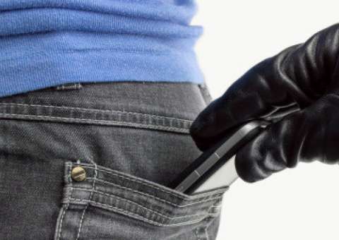 Supremo decide que princípio da insignificância se aplica a furto de celular