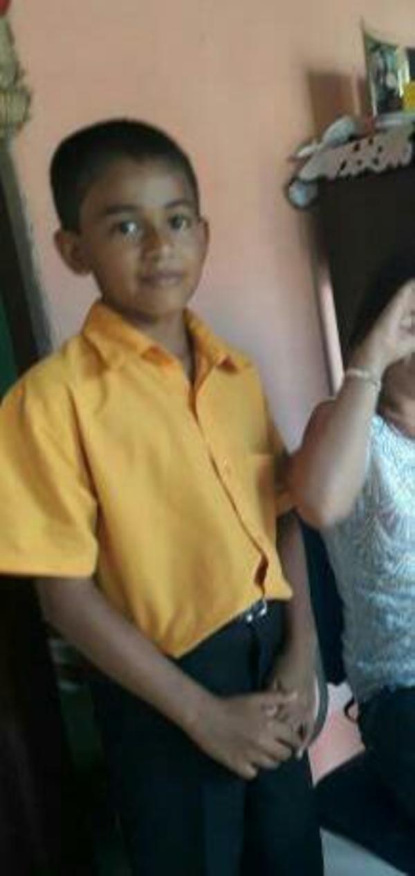 Garoto desvia caminho na volta pra casa e desaparece em Manaus