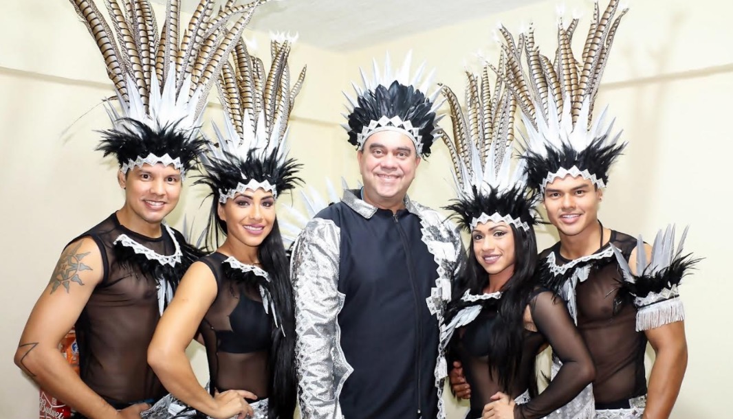 AZ Bumbá: Academia em Manaus promove aulas aeróbicas de toada com música ao vivo