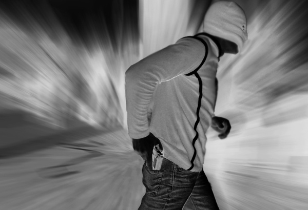 Alunos e funcionários foram surpreendidos com invasão de grupo armado em Manaus