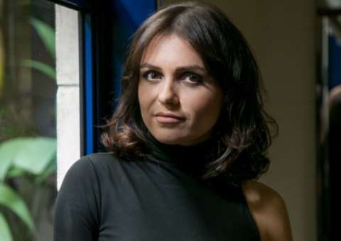 Monica Iozzi não aguenta pressão e vai deixar redes sociais