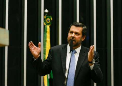 Carlos Sampaio assume presidência do PSDB e partido pode deixar governo