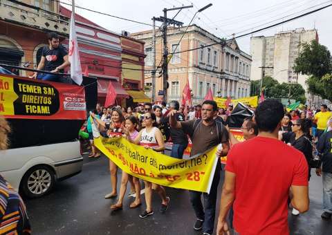 Servidores promovem ato em defesa da Justiça do Trabalho nesta quinta  