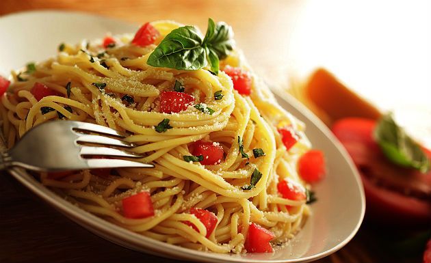  ‘Noite de Massas’ é promovida para ajudar Equipe Leviatã da UEA