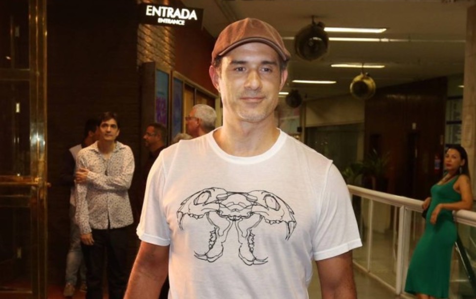 Ator Marcos Pasquim é vítima de criminosos em aeroporto do Rio