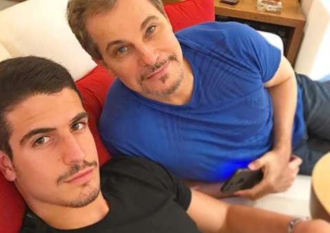 Edson Celulari posa com o filho bonitão e foto faz sucesso: 'tal pai, tal filho'