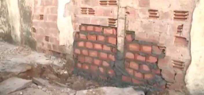  30 detentos fogem após explodirem muro de complexo penitenciário