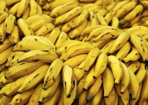 10 Problemas que a banana resolve melhor que remédios químicos