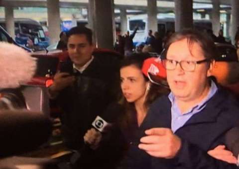 Apontado como indicado por Temer para receber propina, Rocha Loures entrega mala com R$ 500 mil à PF  