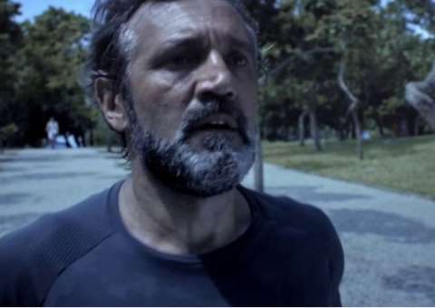 Domingos Montagner vive um político no terror O Rastro