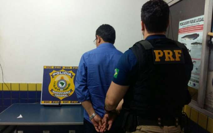 Justiça determina que ex-prefeito do Careiro preso em operação da PF seja transferido para Manaus