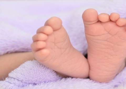 Bebê morre após pais darem só alimentos sem glúten