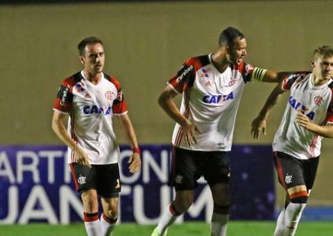 Após partida apertada, Flamengo vence Atlético-GO 