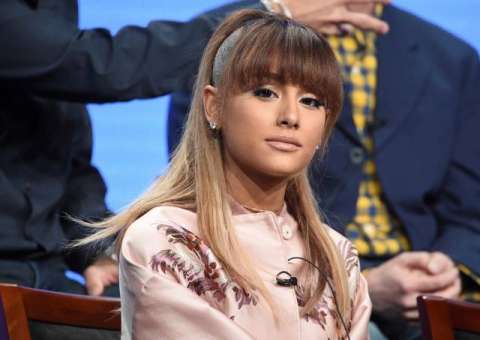 Ariana Grande se oferece para pagar funeral de vítimas de ataque