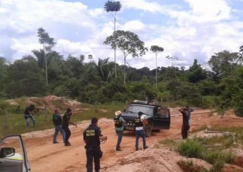 Grupo de posseiros entra em confronto com polícia e dez acabam mortos