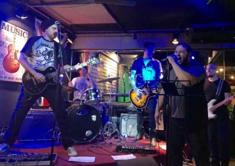 Bates Motel agita Os Intocáveis nesta quinta-feira