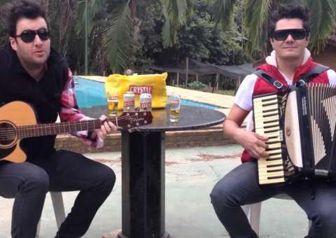 Marcos e Mancini se apresentam nesta sexta no Moai