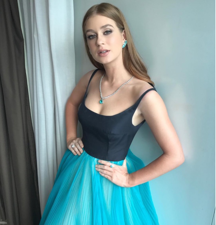 Marina Ruy Barbosa posa deslumbrante em Cannes