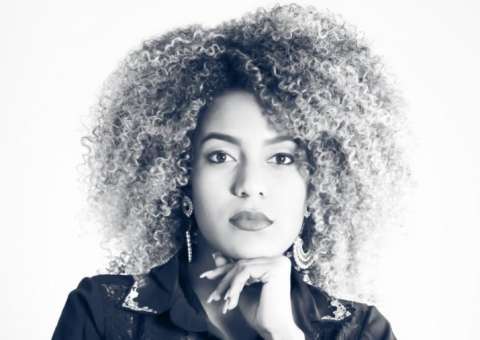 Elias Moreira e Jéssica Stheppens comandam o Palco Vianorte