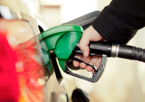 Petrobras reduz preço da gasolina e do diesel nas refinarias