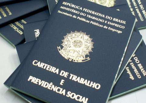 Sine Manaus realiza mutirão para emissão de carteiras de trabalho