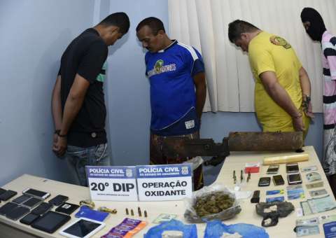 Operação prende grupo acusado de coordenar tráfico em bairros de Manaus