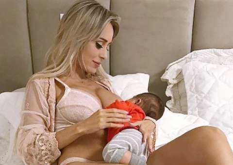  Foto de ex-BBB amamentando com silicone repercute internacionalmente 