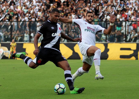 Nenê marca no fim e Vasco vence o Fluminense de virada por 3 a 2