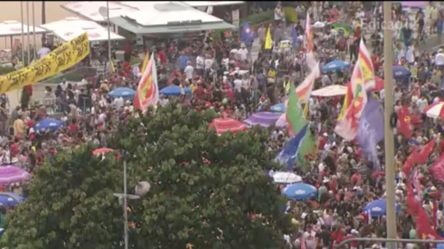 No Rio, manifestantes protestam contra Temer e por eleições diretas 