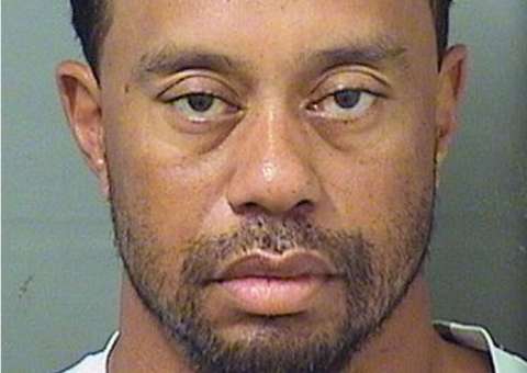 Lenda do golfe, Tiger Woods é preso por dirigir embriagado