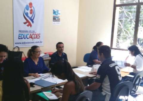 Programa 'Educações' abre inscrições para 5 mil bolsas de pós-graduação em Manaus