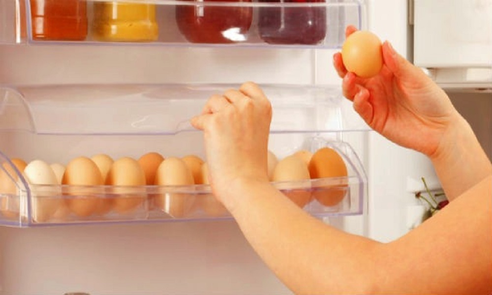 Se você conserva ovos na geladeira, vai se surpreender quando souber disto