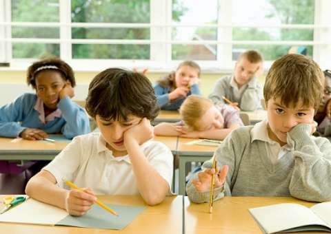 Escola usa reconhecimento facial para ‘flagrar’ alunos distraídos