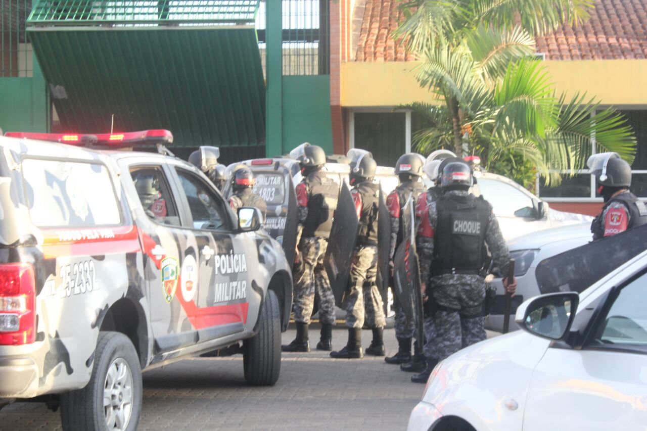 Em Manaus, trinta detentos são transferidos de presídio nesta terça-feira