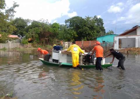 Cheia deixa Parintins e Manaquiri em Estado de Emergência