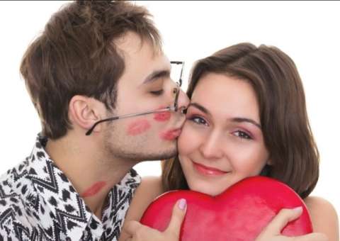 Shopping em Manaus dá uma de cupido e esquenta dia dos namorados