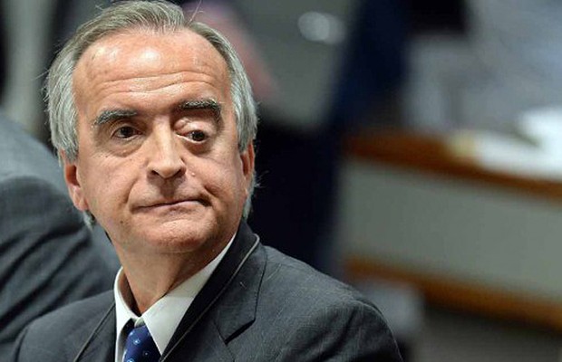 Você sabe  por que Nestor Cerveró tem um olho mais baixo que outro? Descubra!