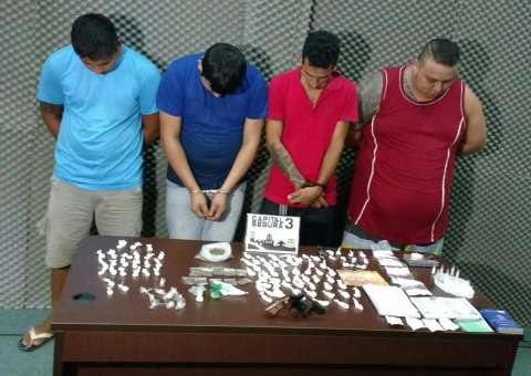 Garçom de bar famoso de Manaus é preso suspeito de vender drogas a clientes