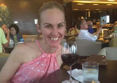 Mulher quebra pescoço ao espirrar e o pior acontece  