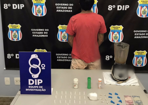 Adolescente é apreendido vendendo drogas após denúncia pelo WhatsApp em Manaus