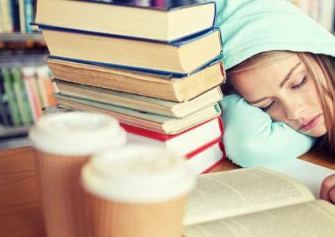 4 Coisas que você pode aprender enquanto dorme