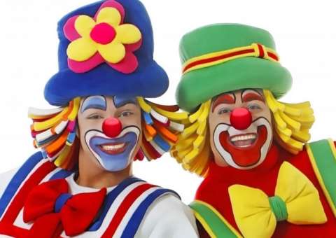 Patati Patatá agitam Ramito Circo em Manaus