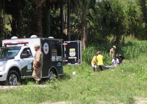Jovem que estava desaparecido é encontrado enterrado com cabeça decapitada em Manaus