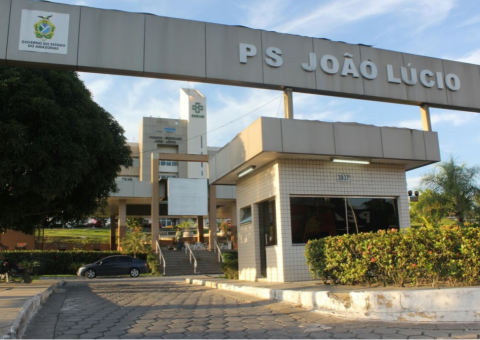 Criança de 2 anos morre em hospital de Manaus após ser atropelada