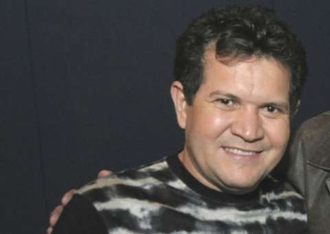 Ximbinha bate-boca em restaurante por causa de Joelma