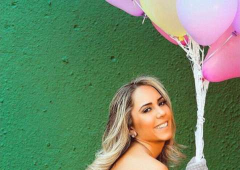 Mulher Melão diz que ensaio nu será mais ousado e faz revelação bombástica